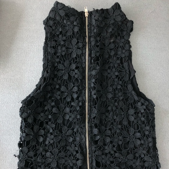 LF Black floral crochet high neck top - Picture 4 of 4